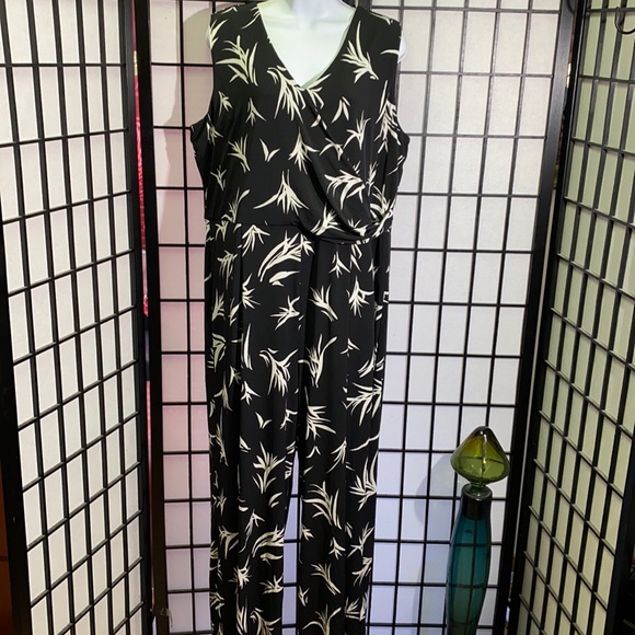 C Est 1946 Jumpsuit Size XL - Picture 1 of 7